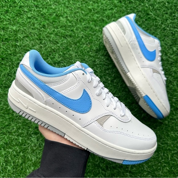 Nike Gamma Force White / University Blue